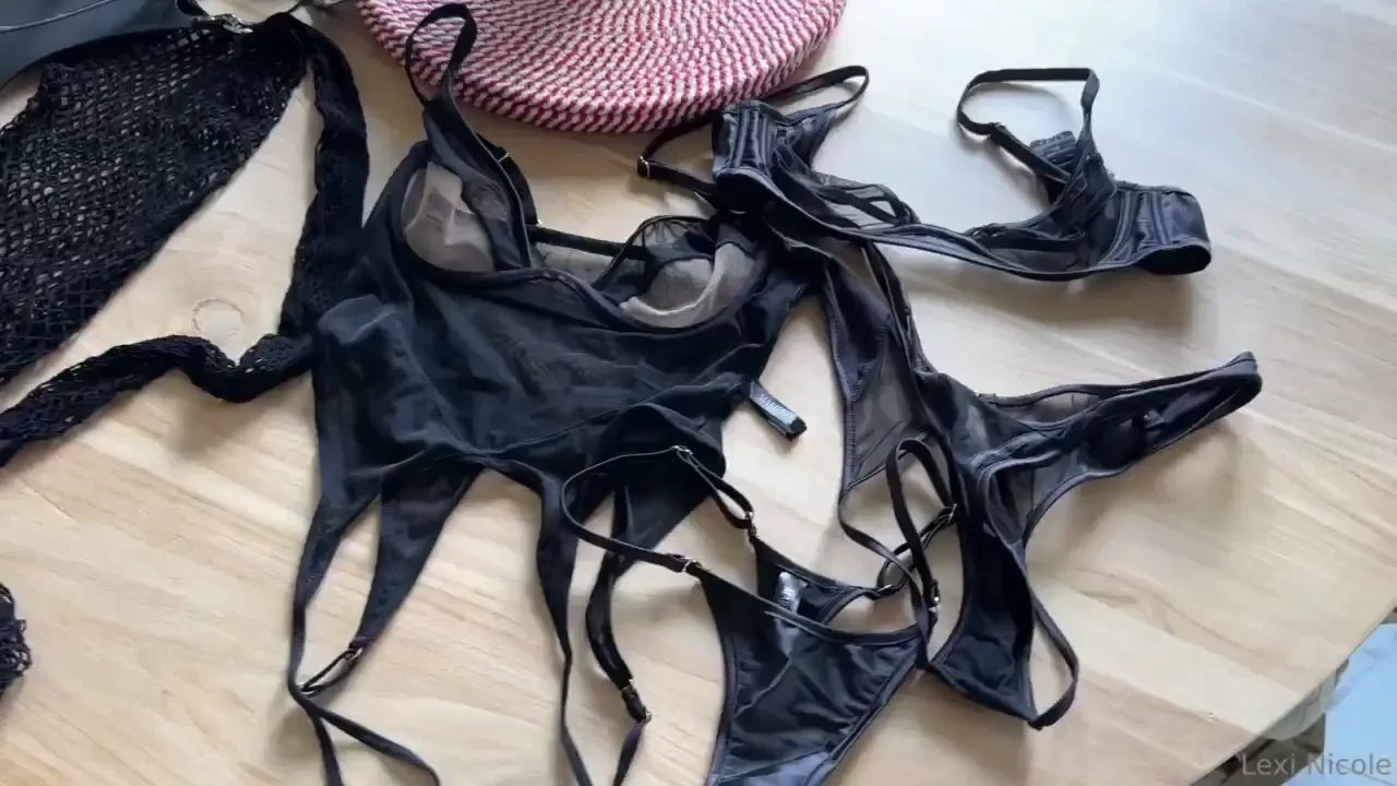 Check your dms for try on haul 