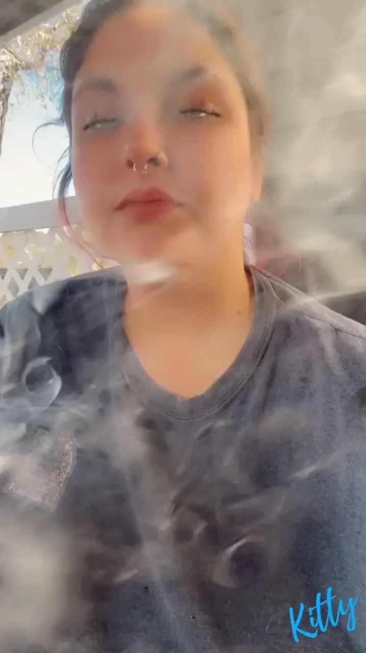 Lets smoke one together 