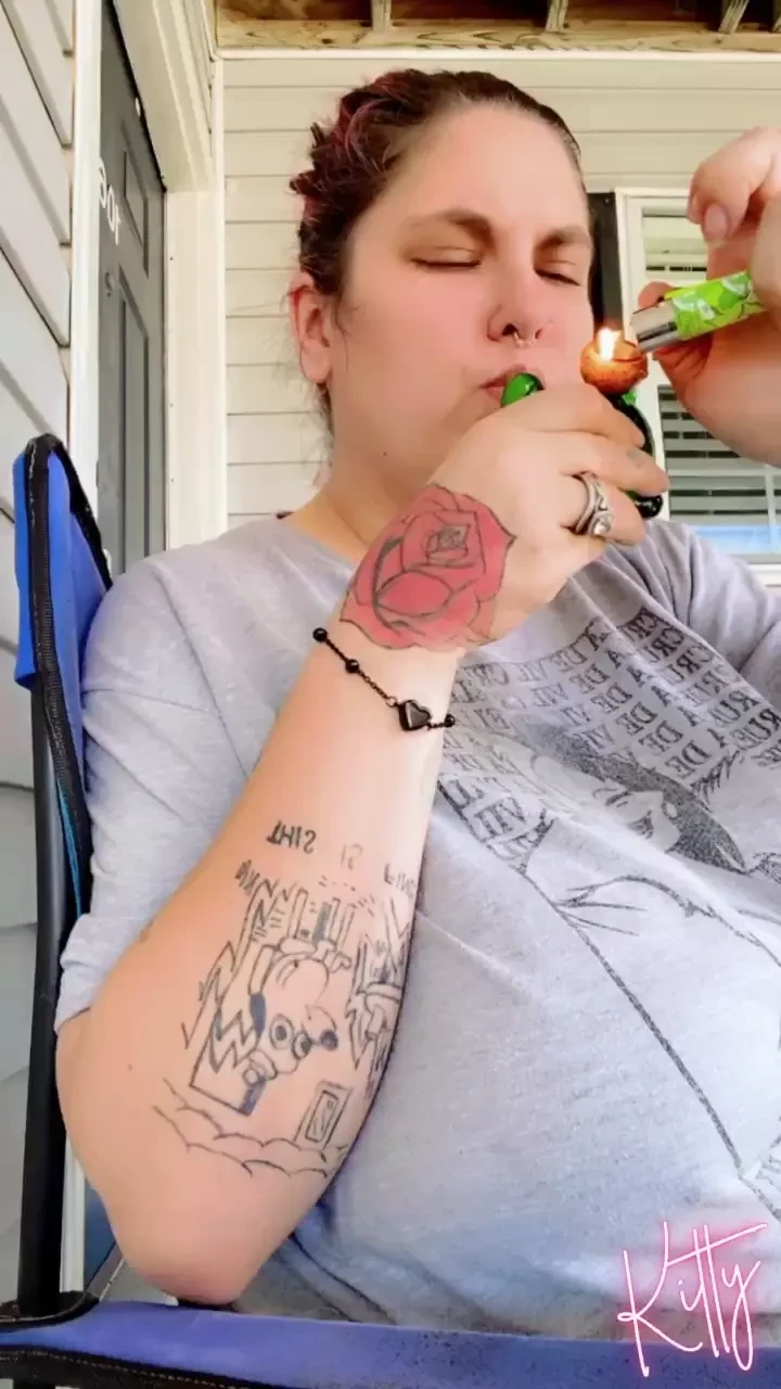 How you doing psssst it s 420 here hehe 