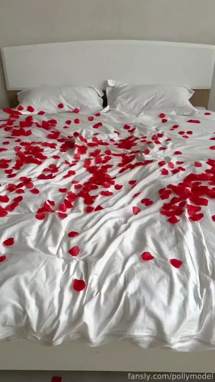 Boom such a surprise awaits you after a hard day s work juicybooty 