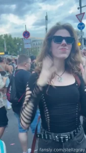The techno got me feeling so good i had to let my titties be free i
