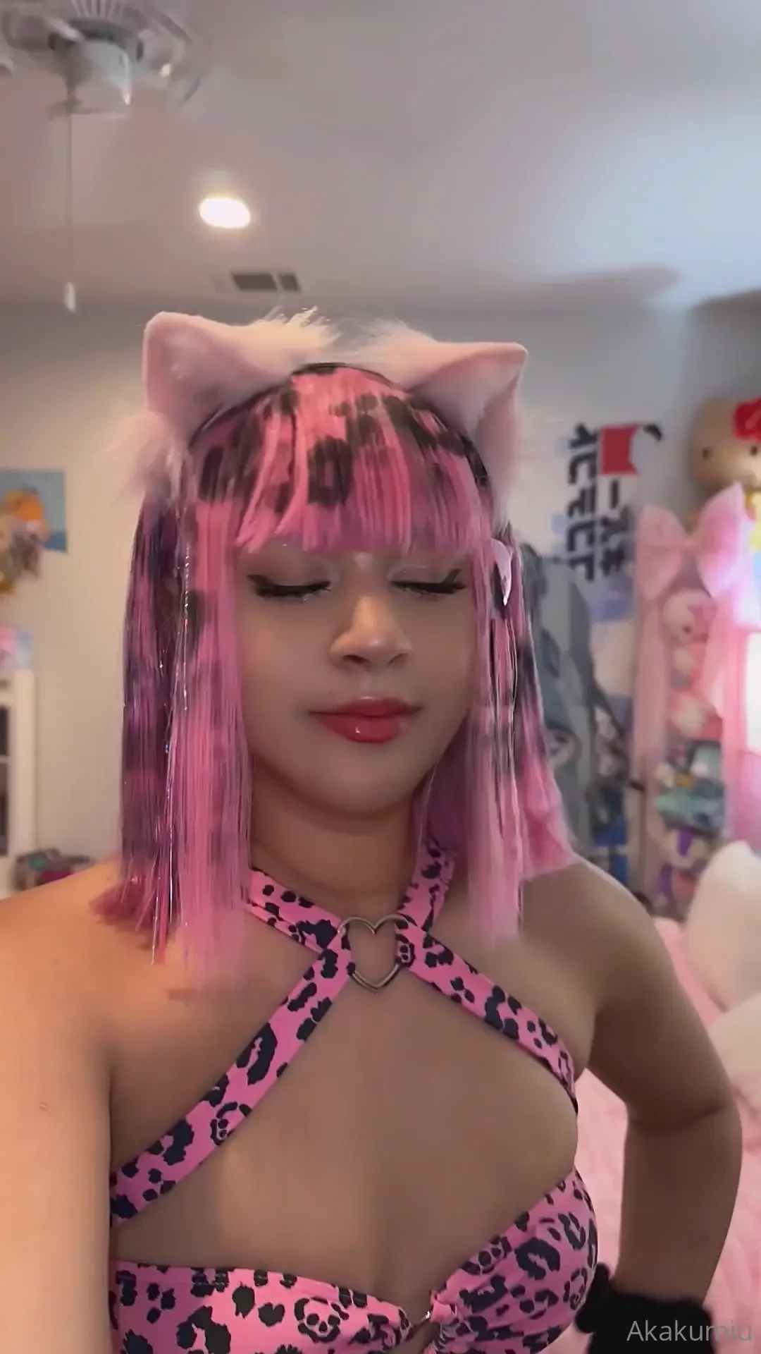 Pov we re at a halloween party amp i want you to press your tip on my 