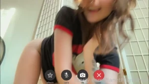 Pov i facetime you and you pick up