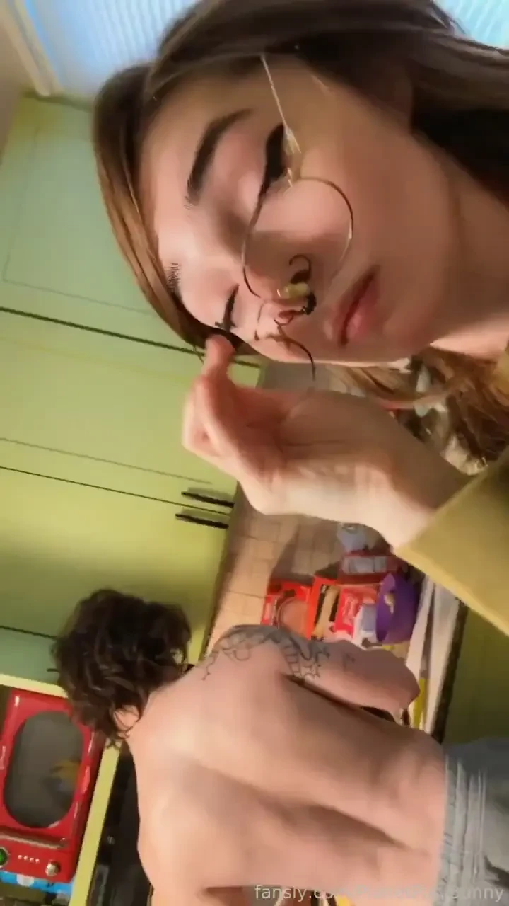 Happy holidays from usssss deathbyclownin 