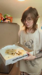 Oh no what ever shall we do no pizza left for dinner well i have