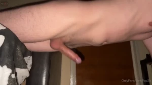 Having a totally hands free orgasm while i fuck the air by thrusting