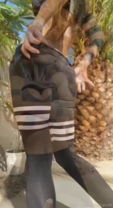 Good morning my love let me motivate your monday with a sexy outdoor