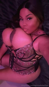 The first 3 people to tip 10 gets the jackpot 350 worth of content