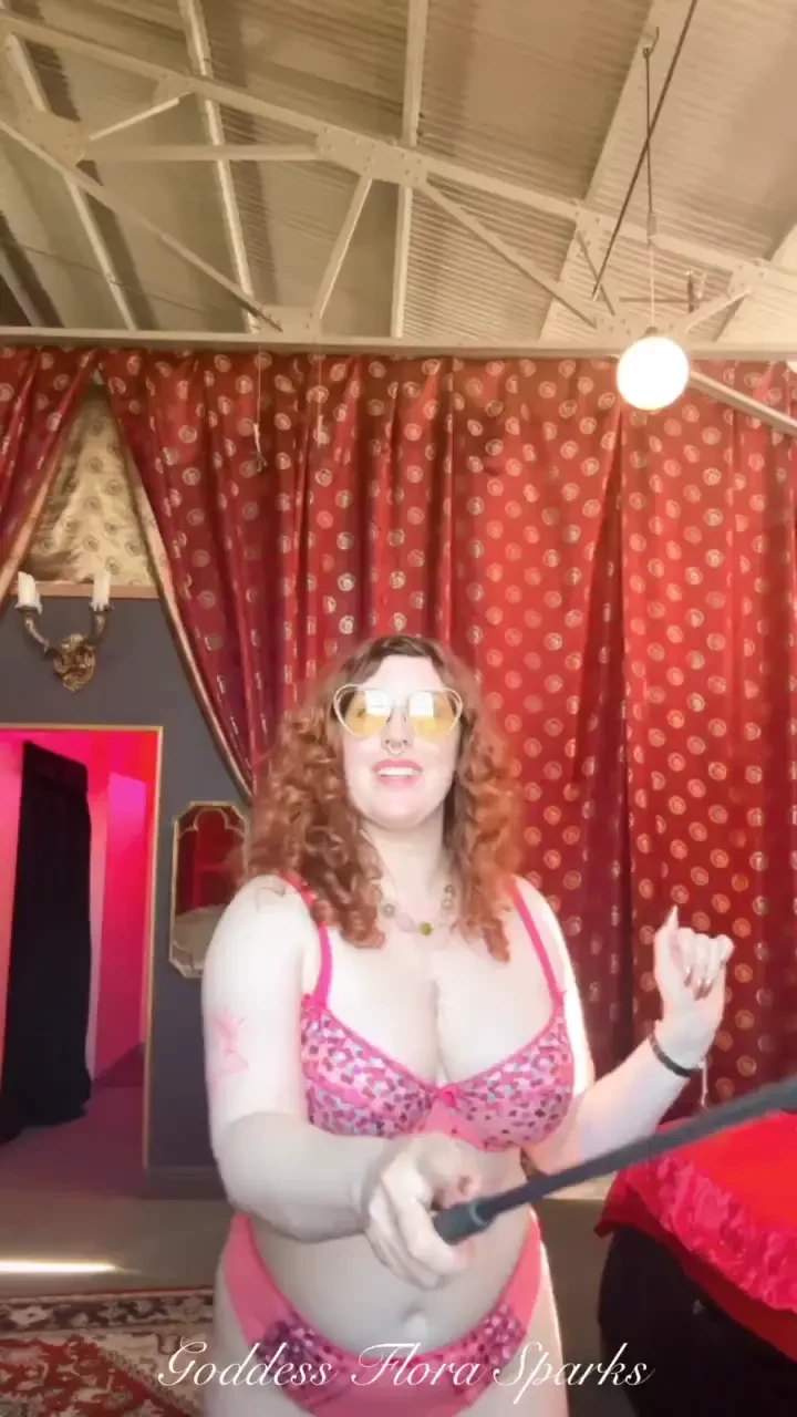 A little hump day treat for you enjoy this clip of me playing with my 