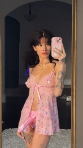 Come give a kiss