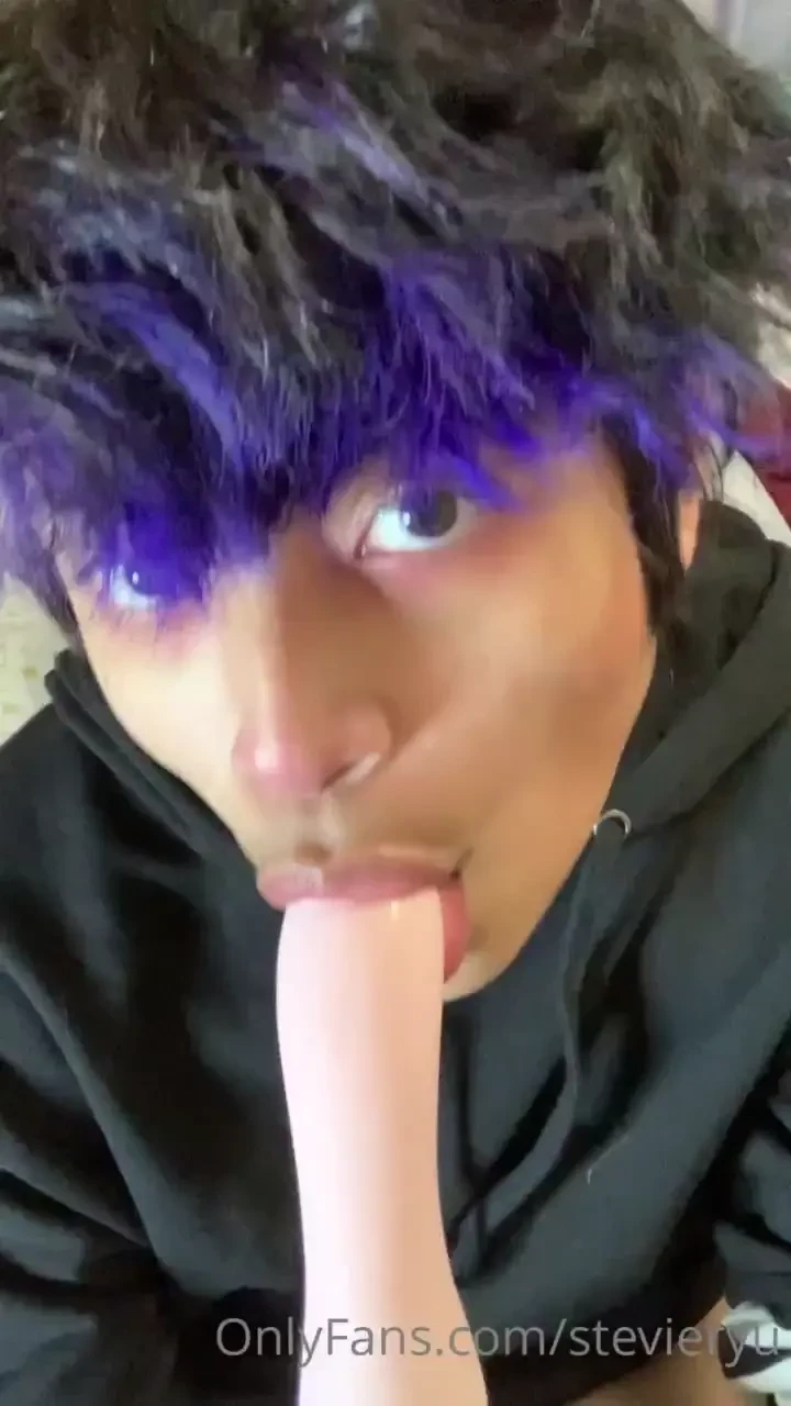 Idk how i lost my other dildo but i did- if anyone wants to buy me any 