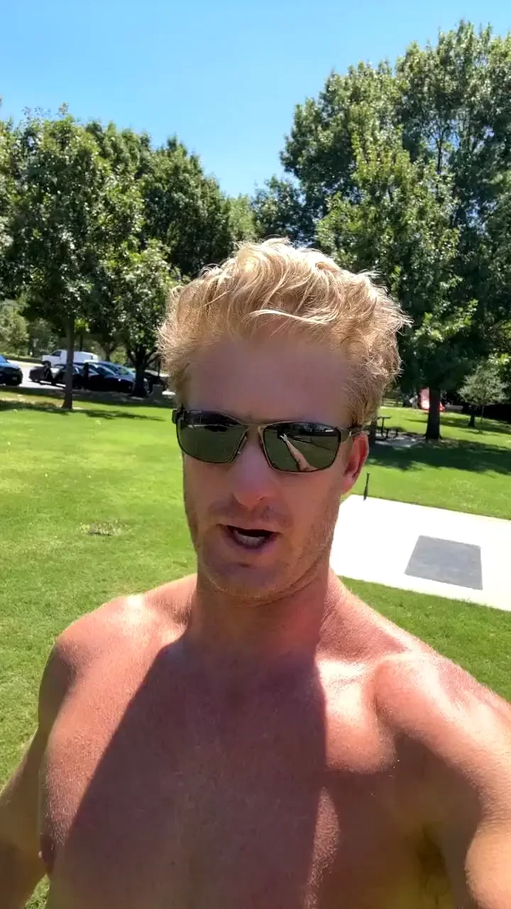 Who wants livestreams on here 