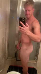 Low hangers on point