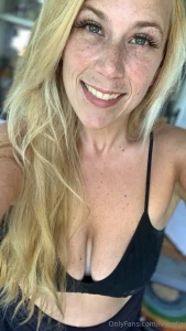 Hi there i ve been gone for awhile but i m coming back so be on the