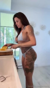 Coucou abonne toi jessica21