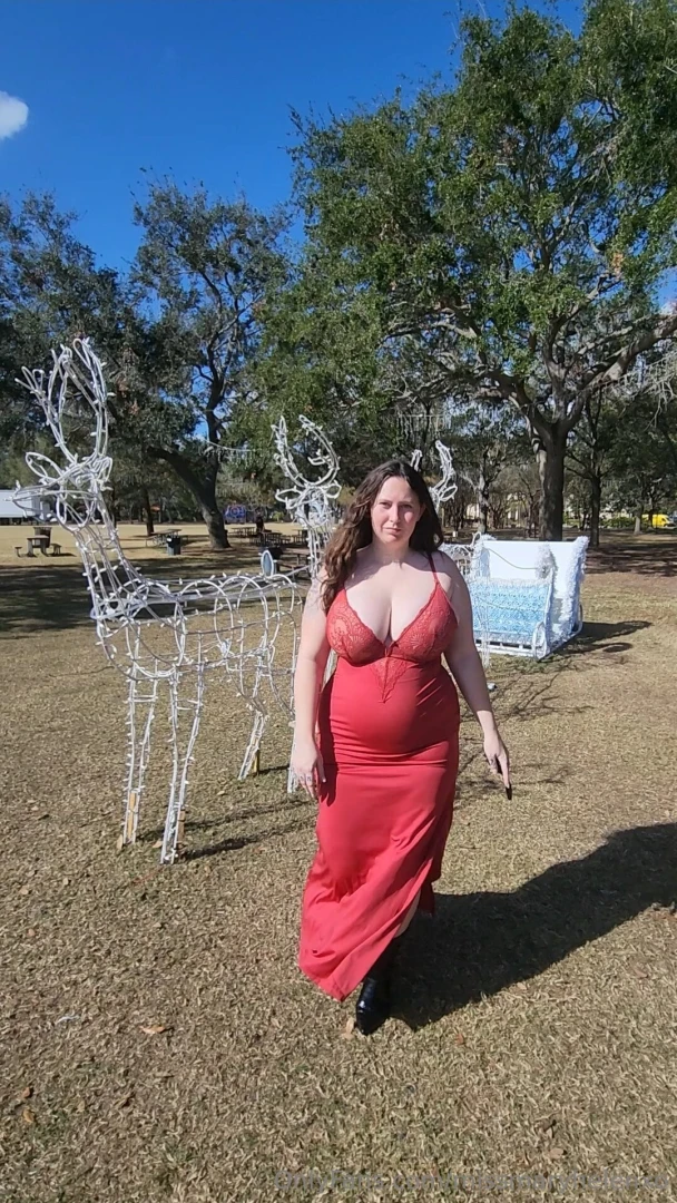 If you want to see what naughty things i did in this dress today you 