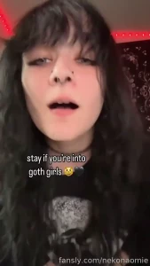 Stay for the jiggles gt lt emo goth gothgirl petite jiggle fit tummy