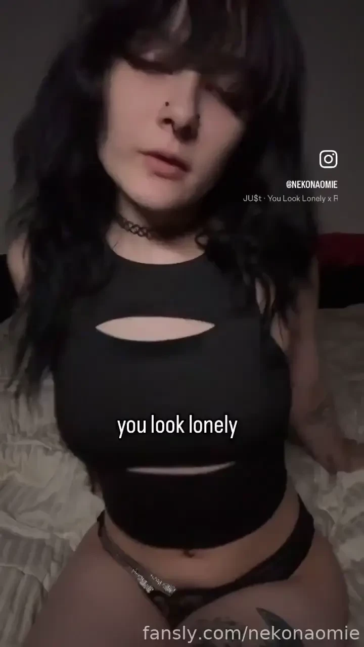 Every guy deserves a cute girl to talk to emo goth gothgirl thighs 