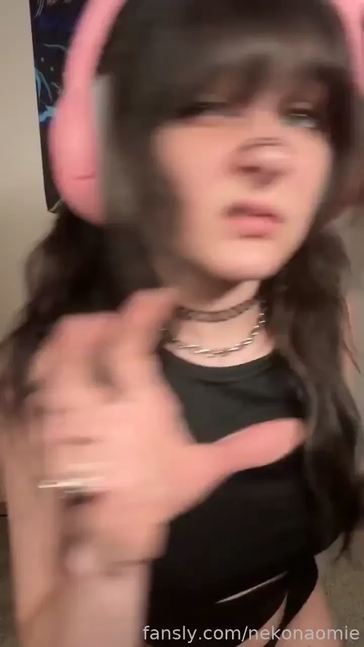 Moo egirl goth catgirl uwu kawaii tiktok gamer thighhighs gamergirl 