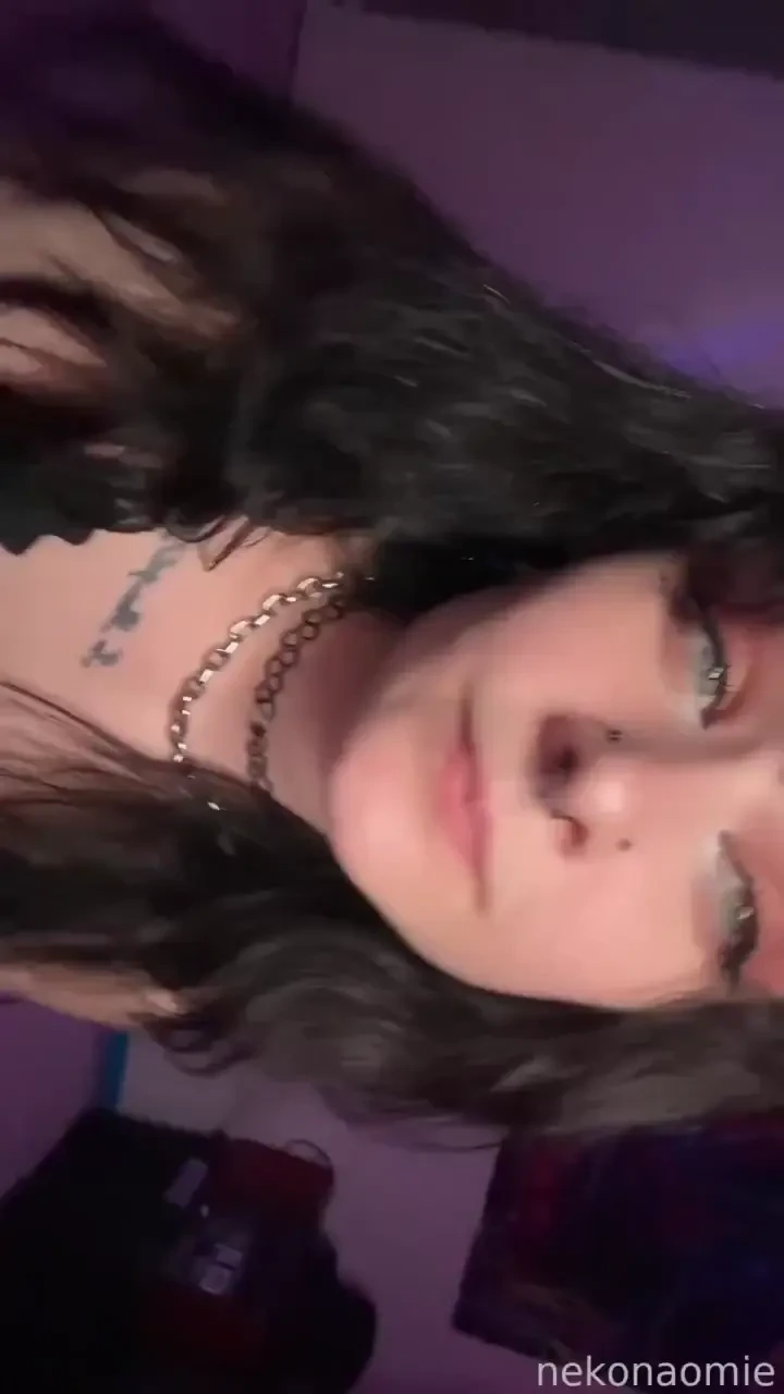 Blue eyed baby egirl emo goth petite prettyeyes tiktok blueeyes 