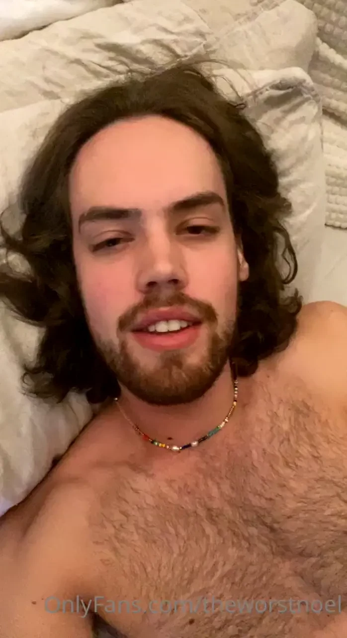 Raw footage of me sexting someone on snapchat last night he loves 