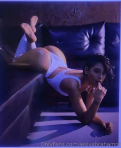 What do you think when you looks my eyes