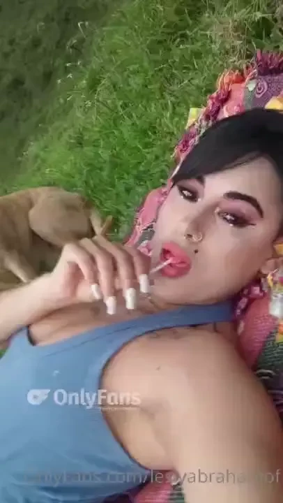 Among all these sweets i prefer your lollipop yes that lollipop 