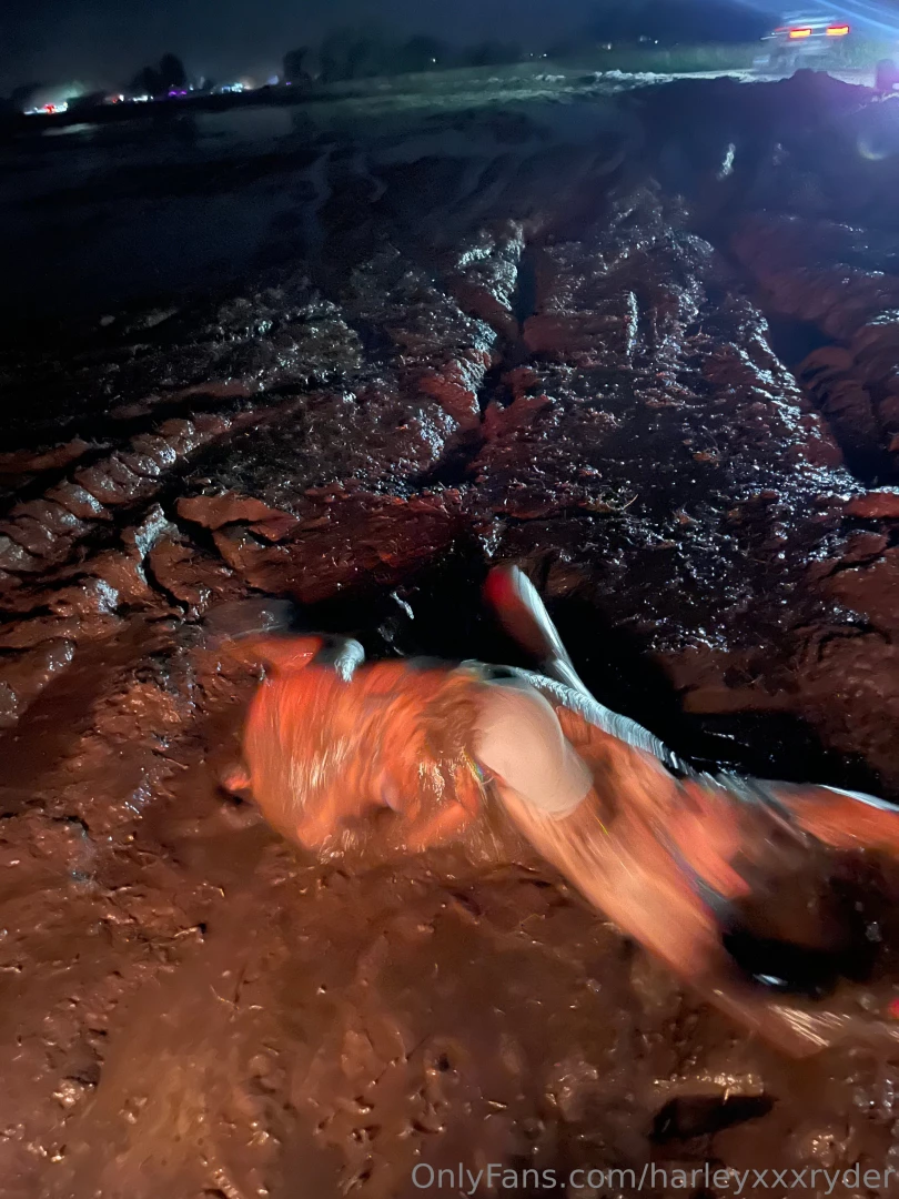 Filming new content with the sexy bellaraiin and special guest star 