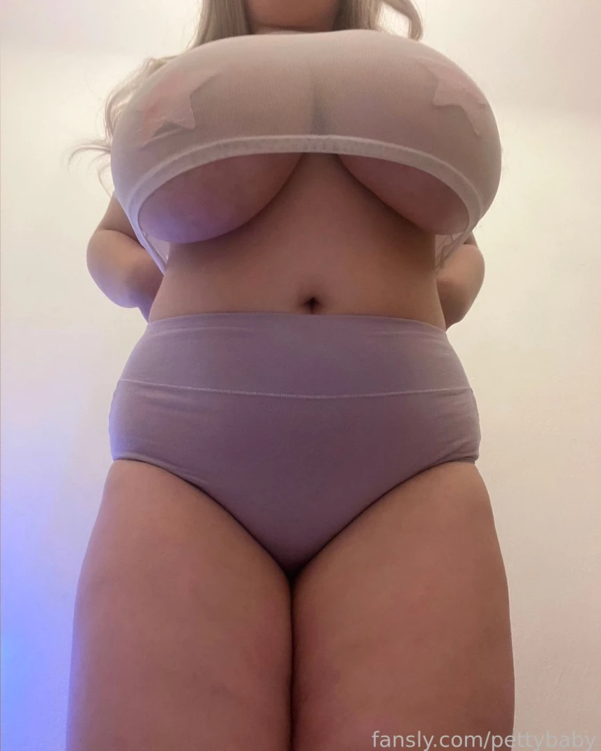 Thique bigboobs thicc curvy bigtits mommymilkers naturaltits chubby part 2 