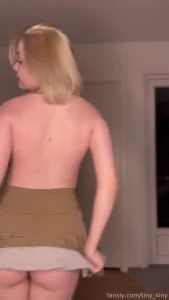 Come to me ass butt pussy young teen barelylegal naughty skirt petite