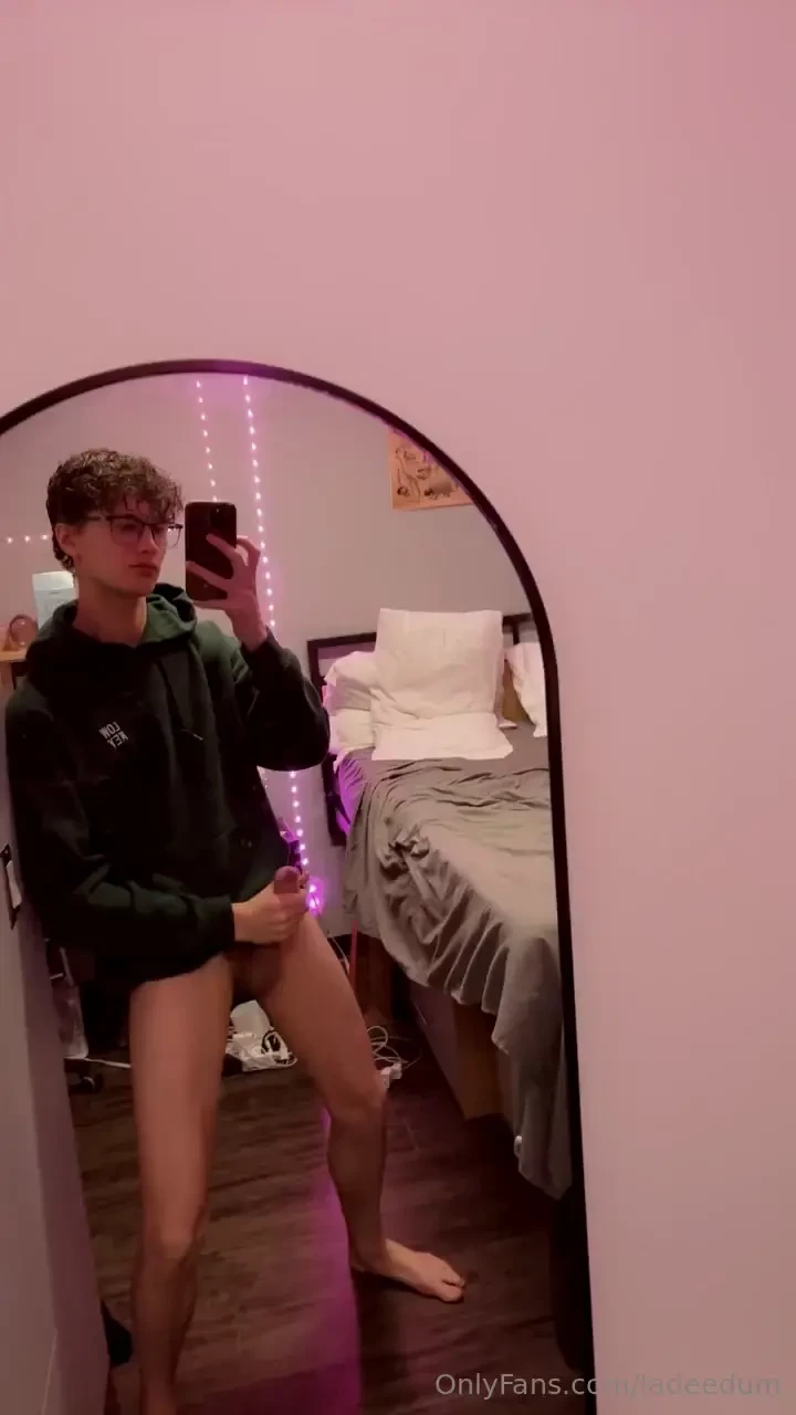 The rest of the videos and photos are not censored watch me jerk off part 1 