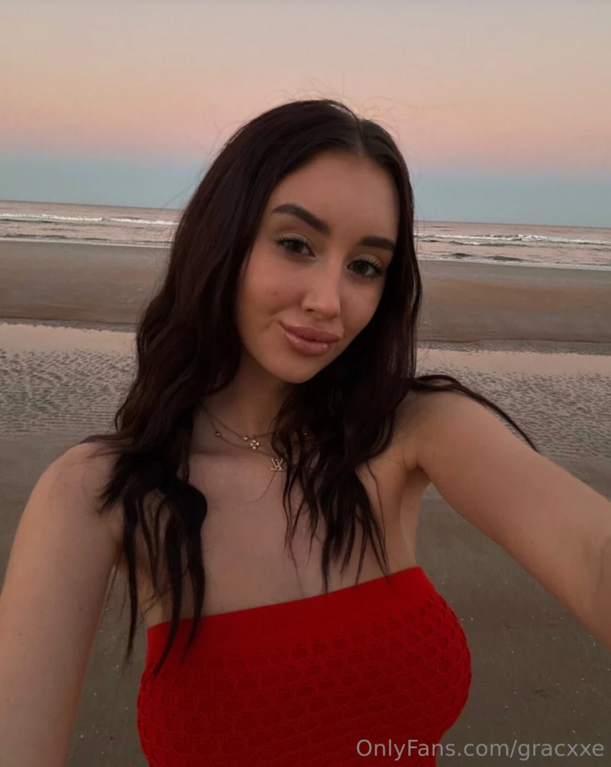 Beach sunsets are cute 