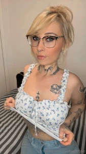 Un nouveau duo juste pour toi ici petit bj au menu pour te divertir