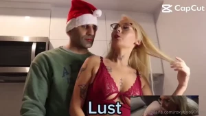 Tu veux voir maman se faire prendre par surprise par papa no l alors a