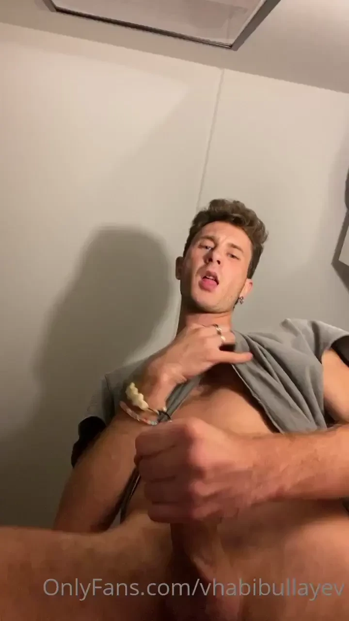 I am back babes gonna post part 3 