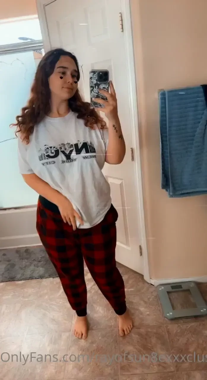 Who would cuddle with me in this 