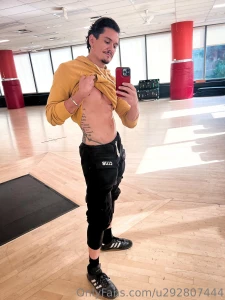 Who wants to see me dance did you know i m a professional dancer as