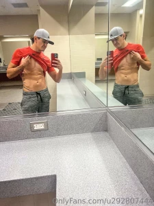 New year new me jk i m the same hottie you love