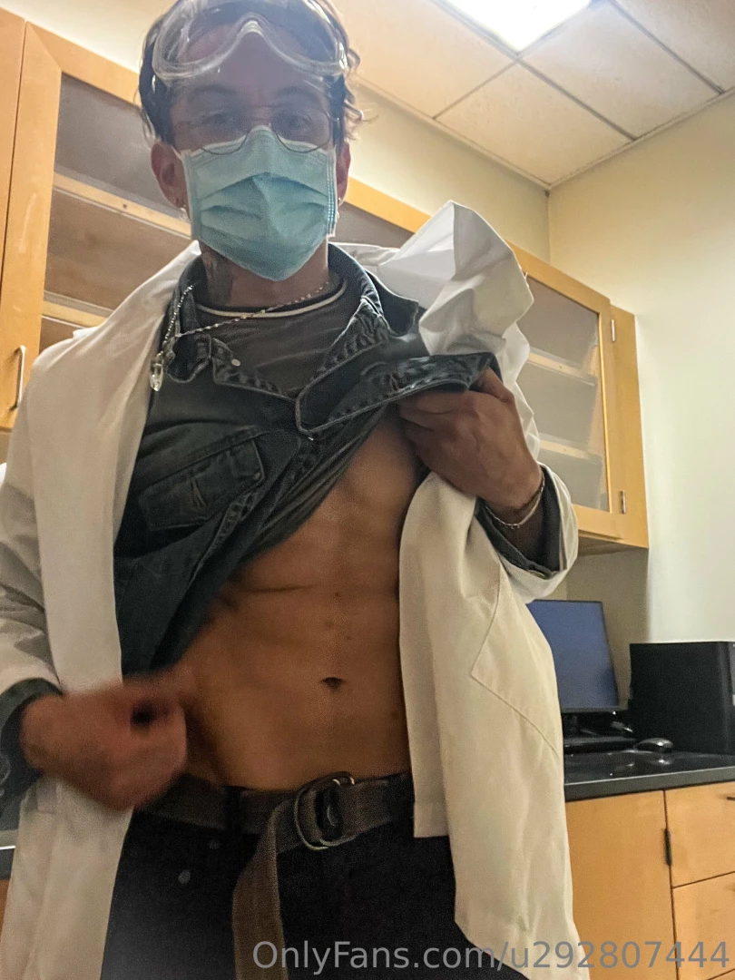 My signature pose do you like it 