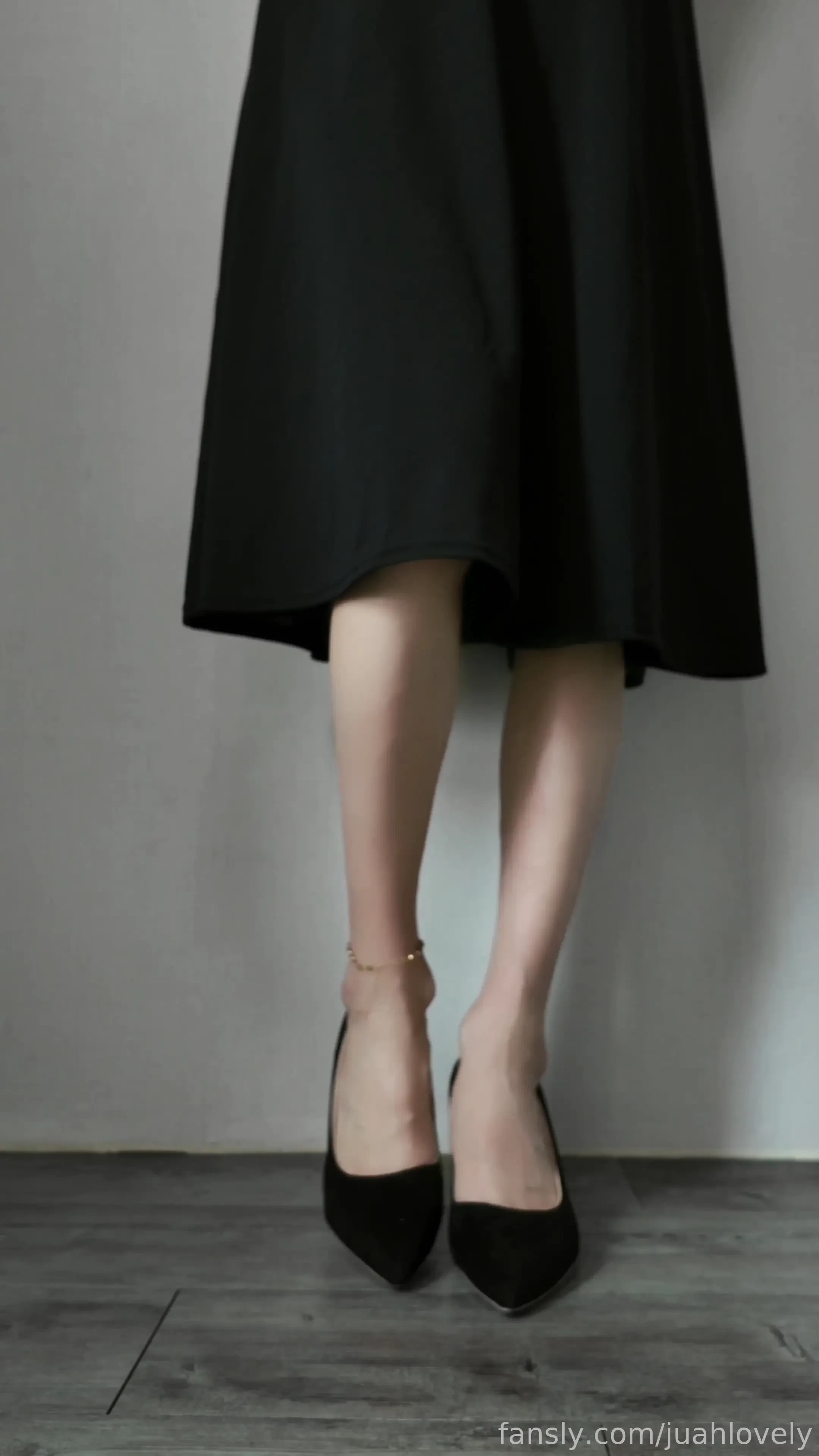 The feeling of your cum in my heels would be a great joy trans tgirl 