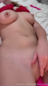 Badlilbunny23 playing with her self while she waits for daddy to come part 4