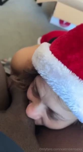 Merry christmas amp fappy holidays to my favorite fans if you get time