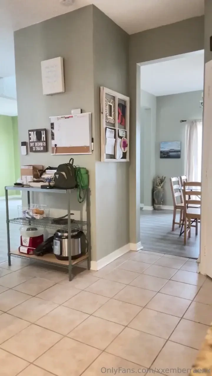 Wanna watch me wife today i m making breakfast while you watch amp it 