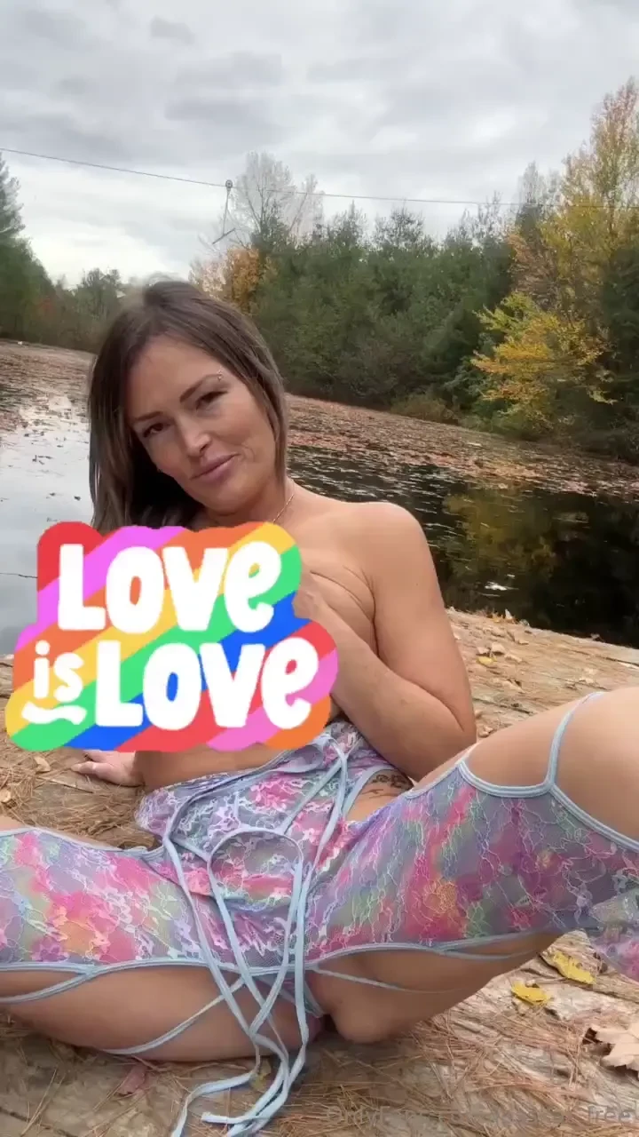 Tu viens t amuser rejoins moi sur ma vip jessou84 