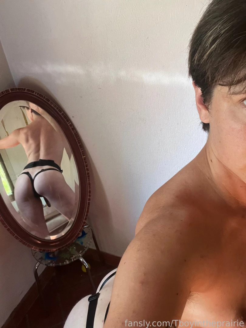 All strapped up and no one to fuck any volunteers out there fyp 