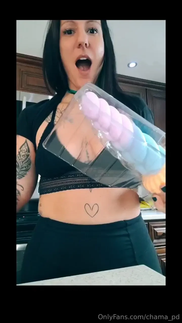 Coucou mes band s on est vendredi coutes a 