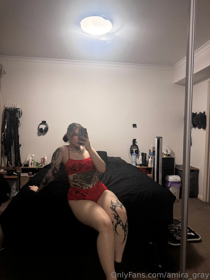 2 am photoshoot after a night out hehe 