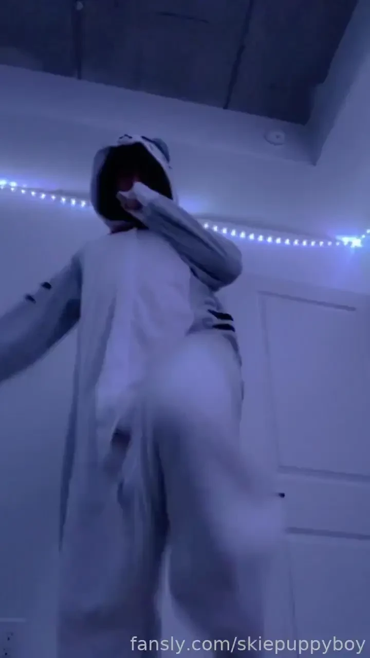 Catboy smothers you with hims feets part 2 