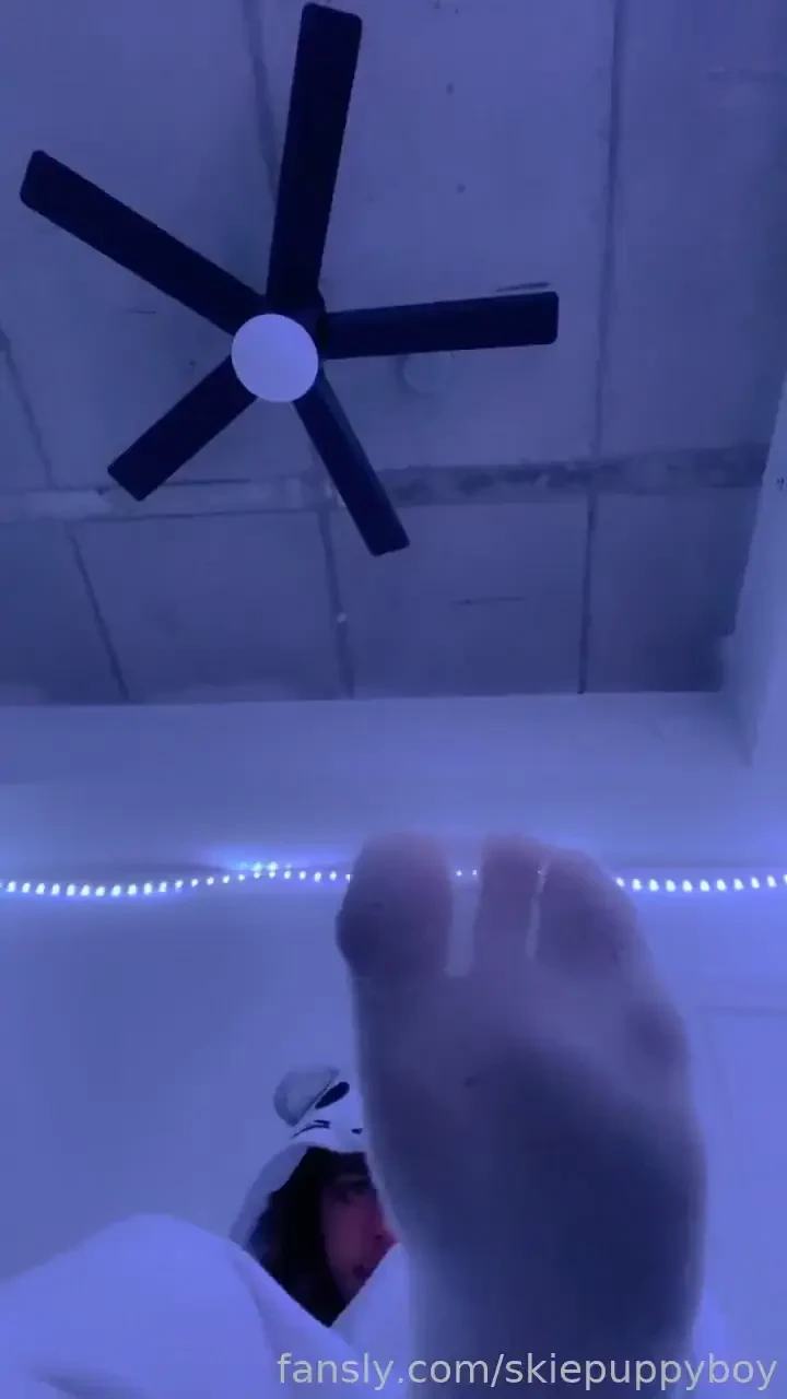 Catboy smothers you with hims feets part 1 