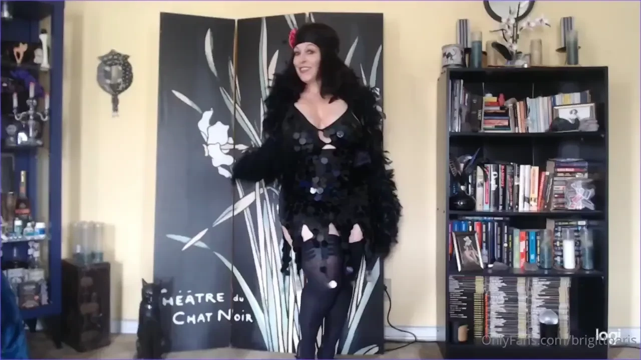 Here it is the time traveler humper solo anal dp 15 41 long 